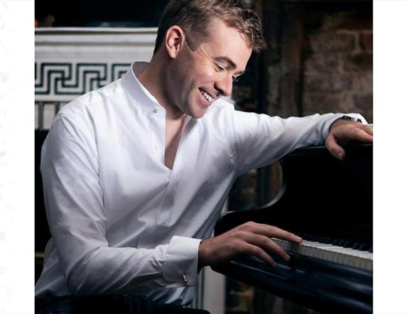 Fiachra Garvey classical pianist