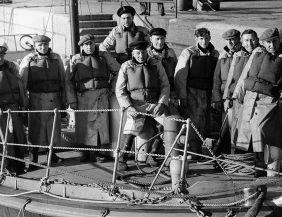 Sir Samuel Kelly Lifeboat crew