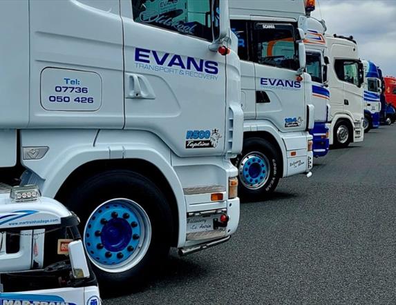Images of trucks at Kirkistown racecourse