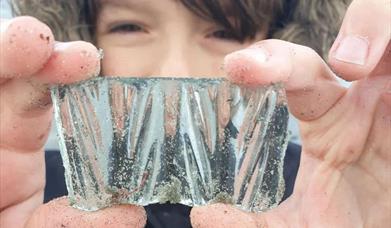 Handmade Holiday Magic Workshop