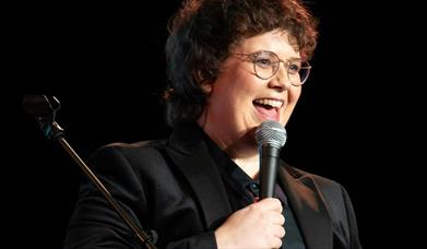 Emer Maguire comedian