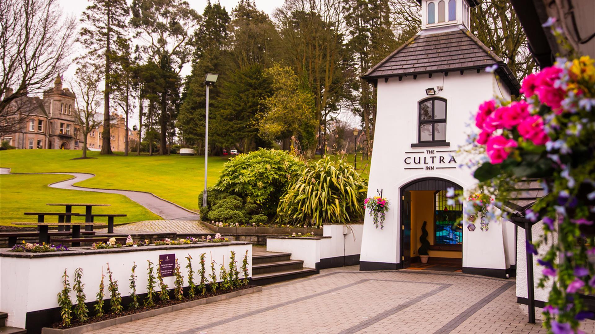 Front exterior of Cultra Inn