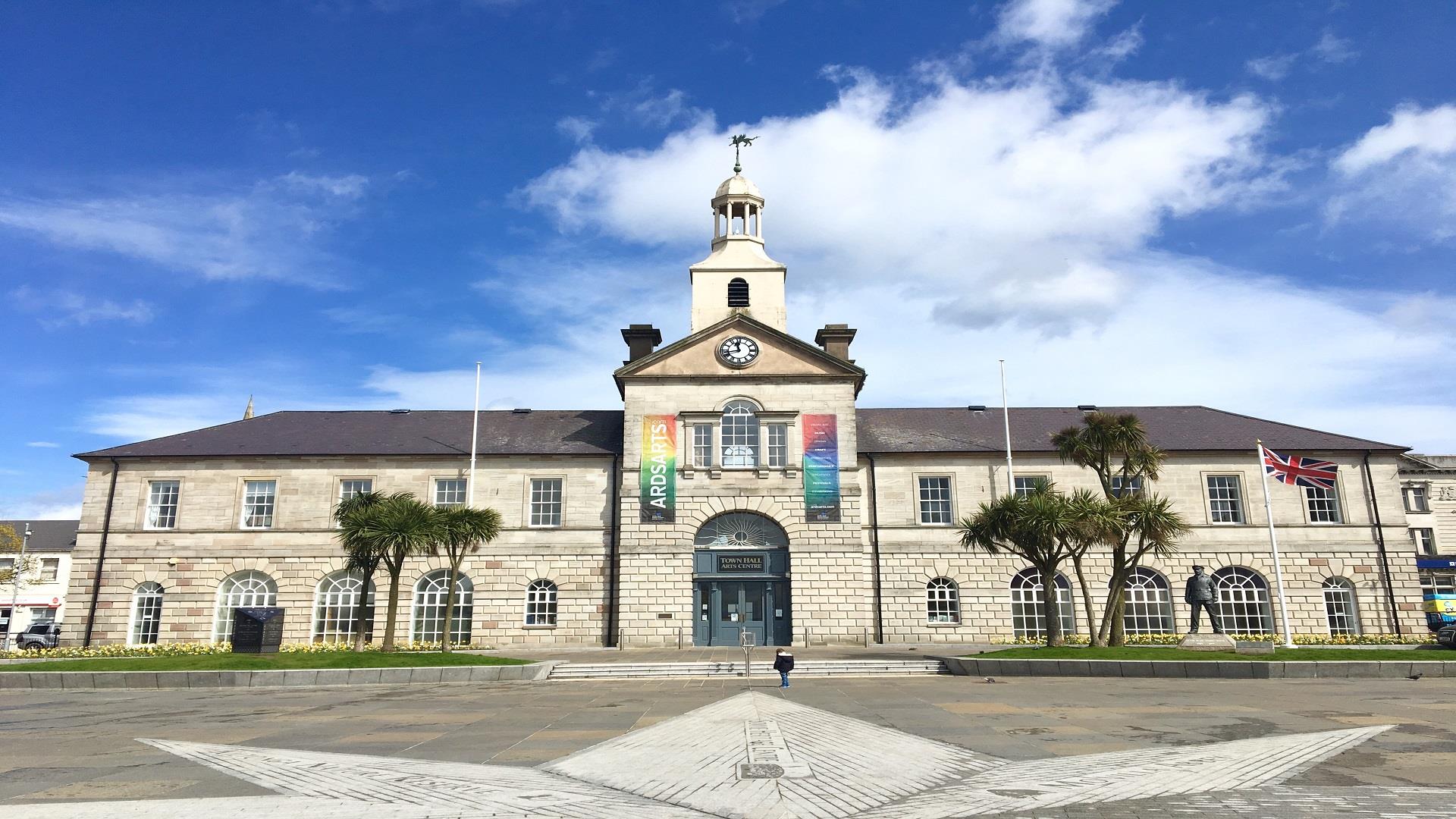 An image of Ards Arts Centre, the old Town Hall, which is the backdrop to the weekly market in Conway Square