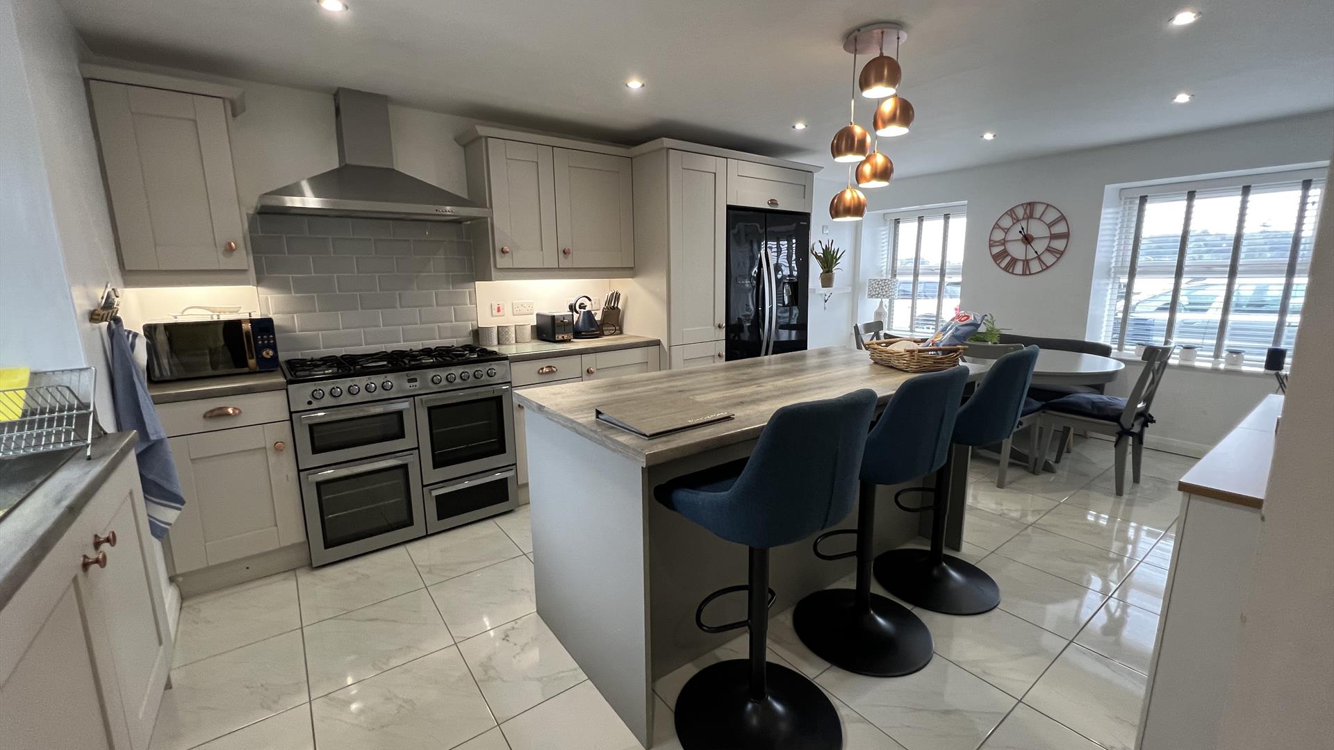 fully equipped modern kitchen