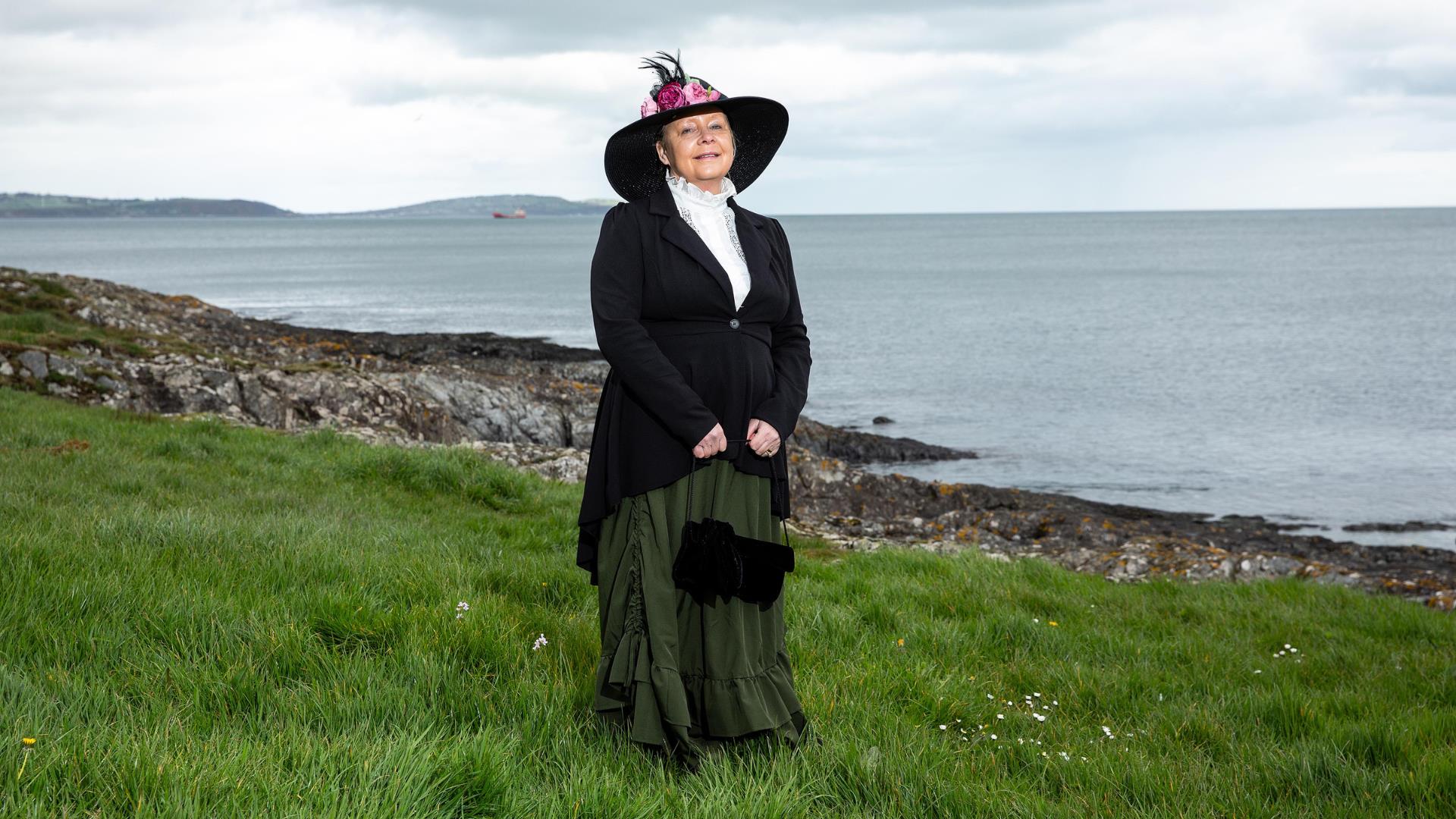 A lady dressed as a character from the Titanic