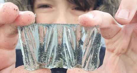 Handmade Holiday Magic Workshop