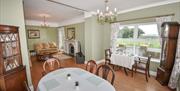 Dining area, open to lounge