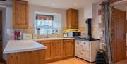 a photo of a kitchen