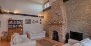 a photo of a living room
