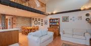 a photo of a living room