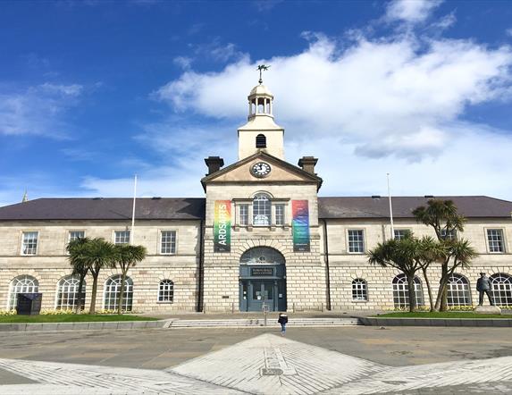 An image of Ards Arts Centre, the old Town Hall, which is the backdrop to the weekly market in Conway Square